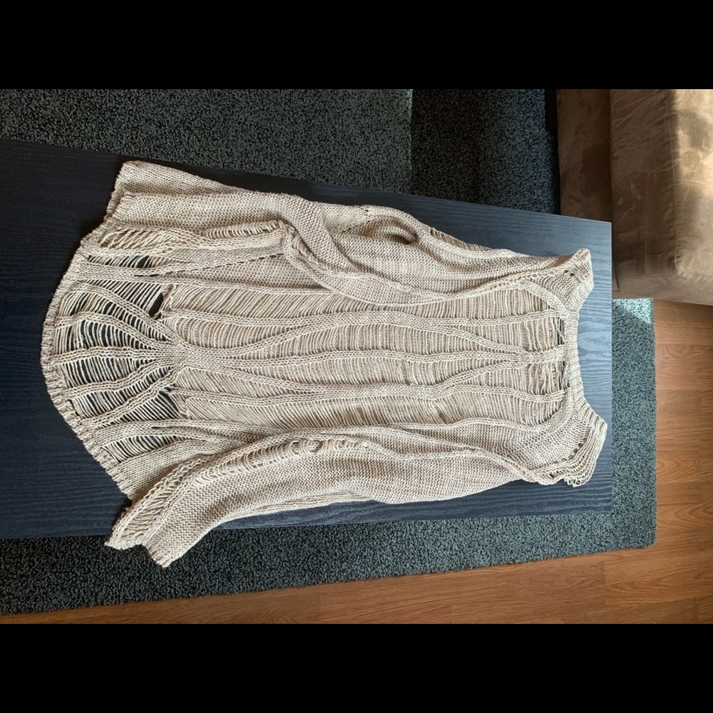 Sweater - Picture 2 of 2